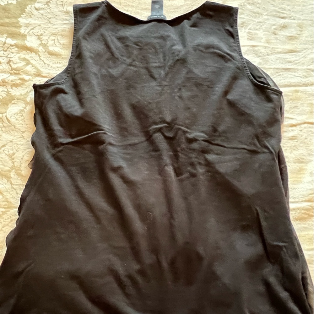 Women’s Ann Taylor Black Ruffle Sleeveless Top - Picture 2 of 4